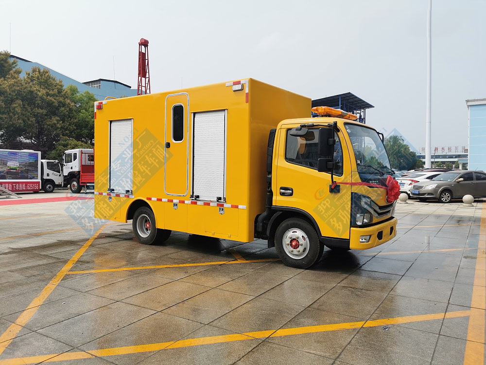 東風小多利卡救險車1000-2000m3/h