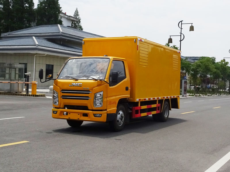 江鈴順達應急電源車30-150kW