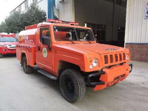 藍牌勇士四驅(qū)越野消防車